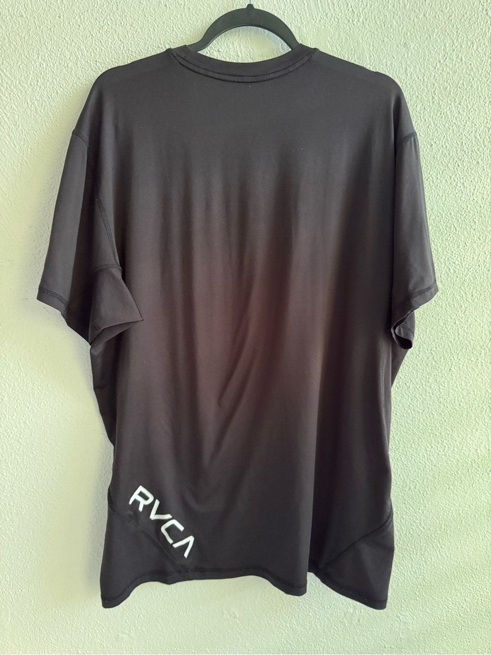 RVCA Sport Vent Black Short Sleeve Performance Tee with White VA Logo XL - Picture 2 of 3